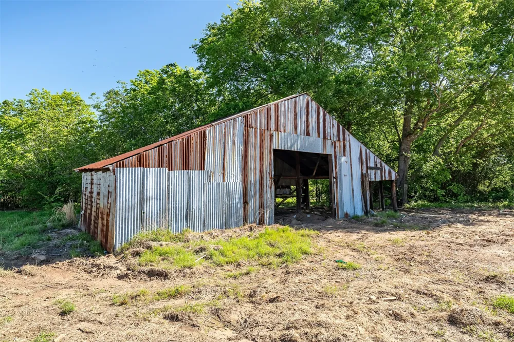15826 County Road 2501 Eustace, TX 75124
