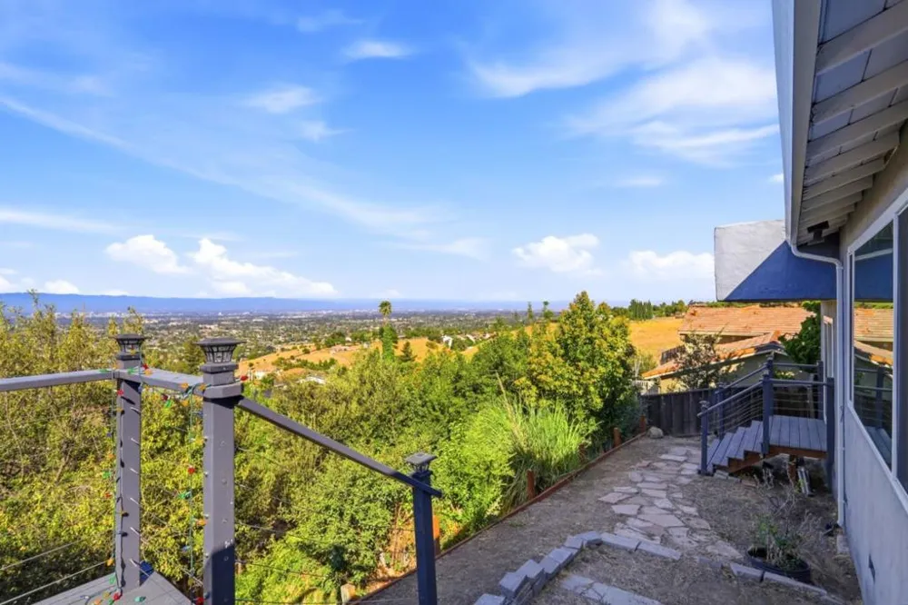 895 Tybalt Drive San Jose, CA 95127