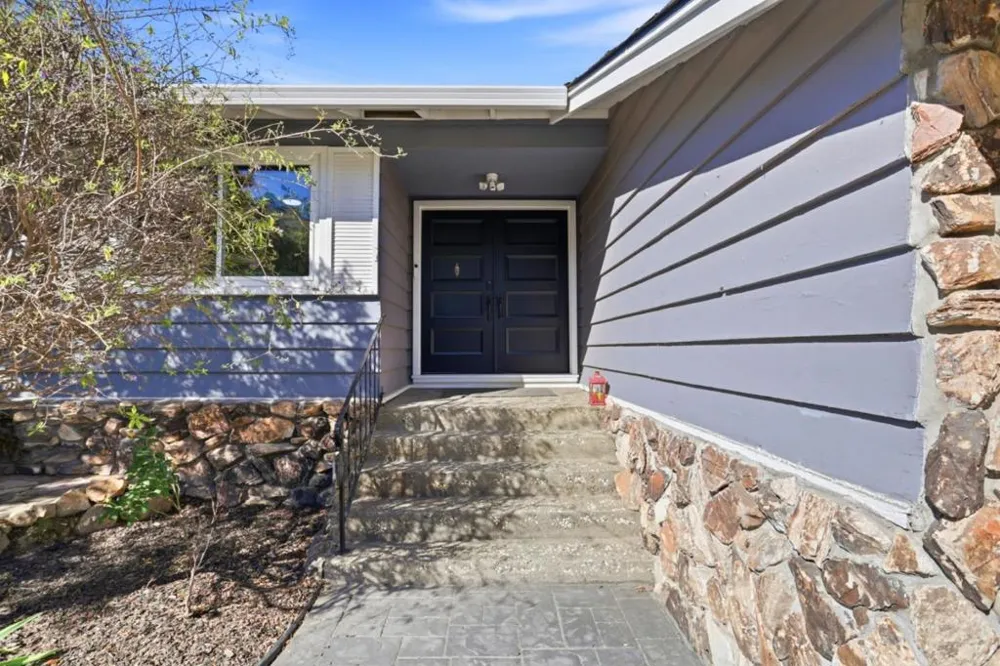 895 Tybalt Drive San Jose, CA 95127