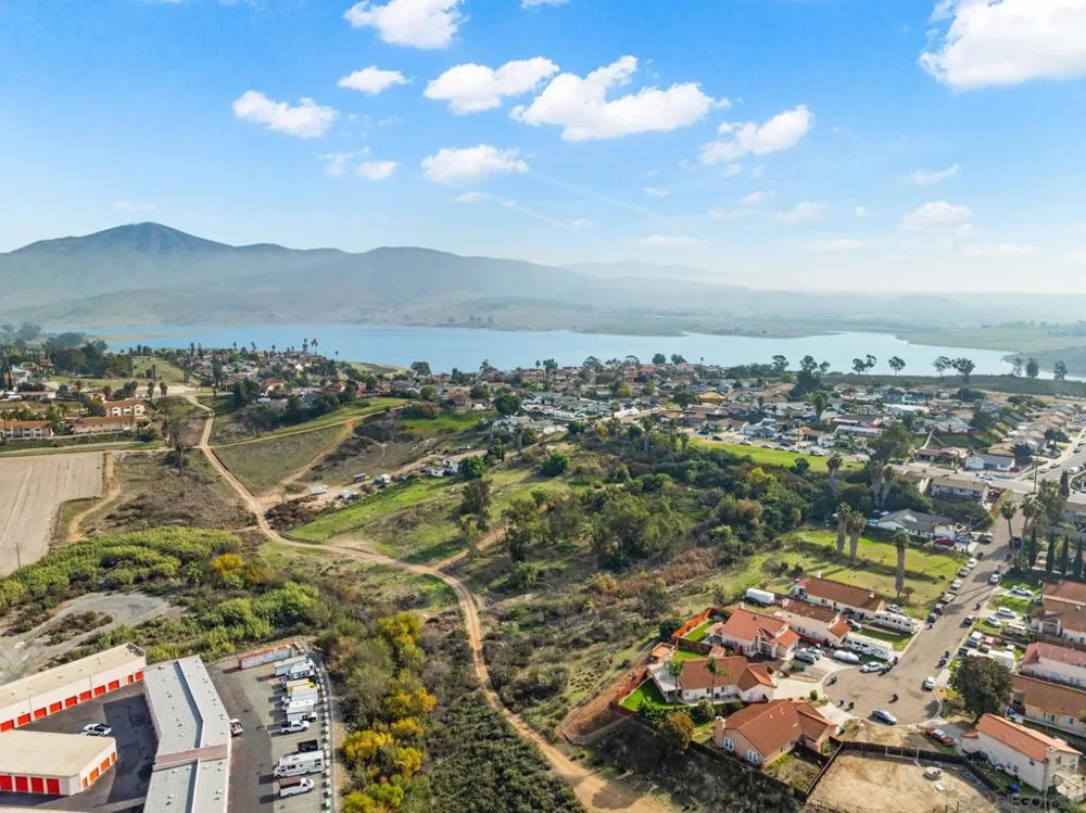 8840 Leigh Ave Spring Valley, CA 91977