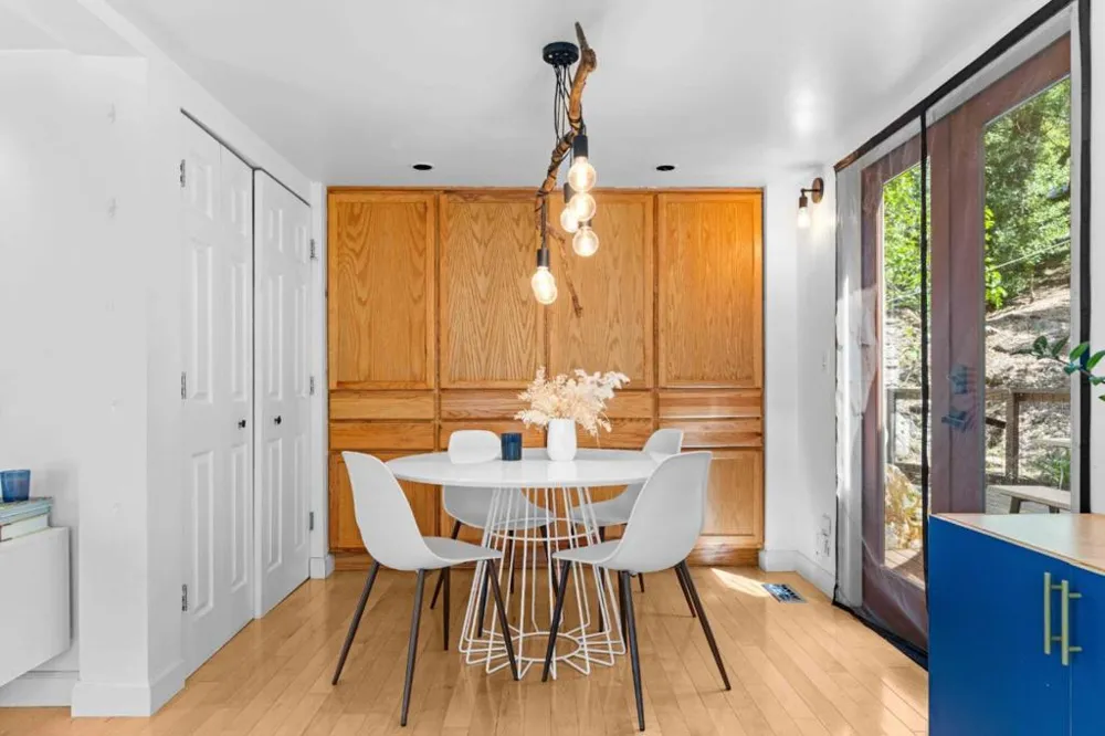 19060 Laurel Drive Los Gatos, CA 95033