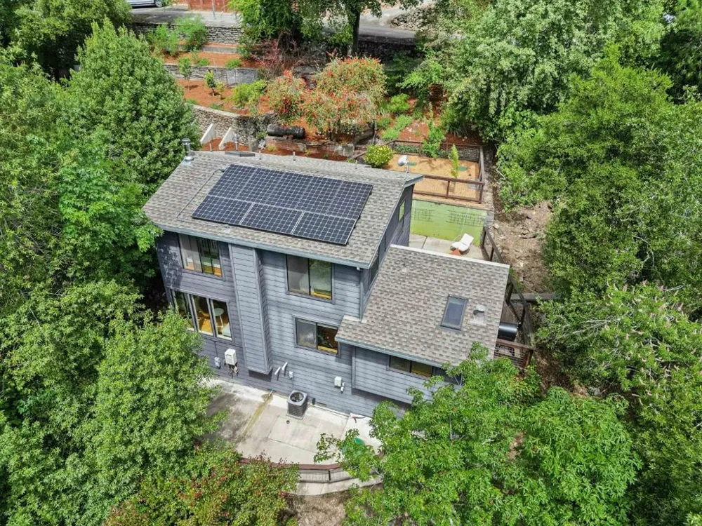 19060 Laurel Drive Los Gatos, CA 95033