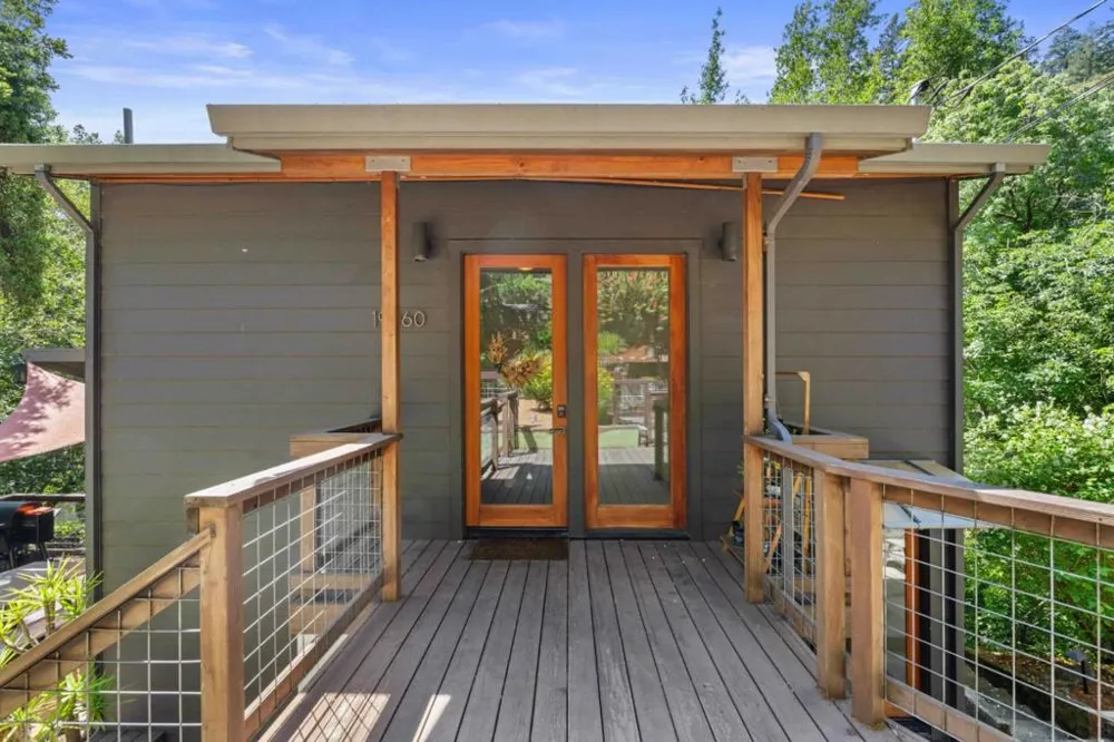 19060 Laurel Drive Los Gatos, CA 95033