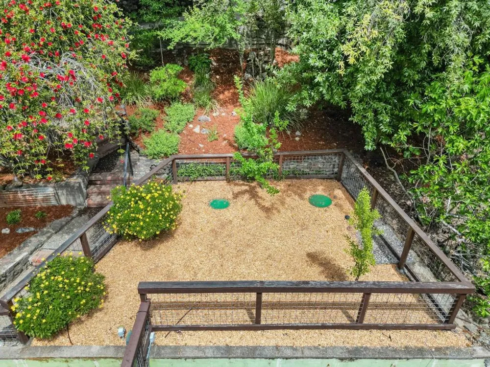 19060 Laurel Drive Los Gatos, CA 95033
