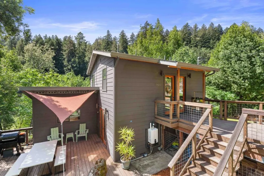19060 Laurel Drive Los Gatos, CA 95033