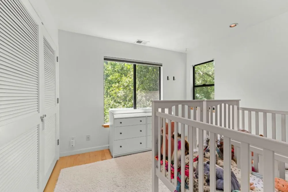 19060 Laurel Drive Los Gatos, CA 95033