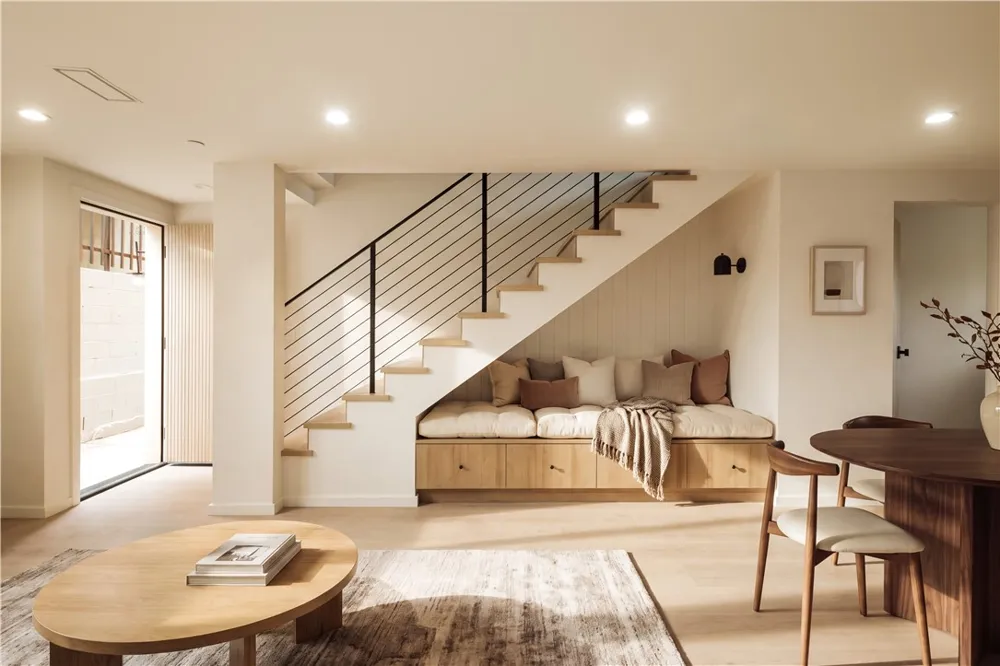 1247 Seward Street Los Angeles, CA 90038