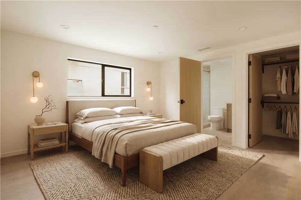 1247 Seward Street Los Angeles, CA 90038