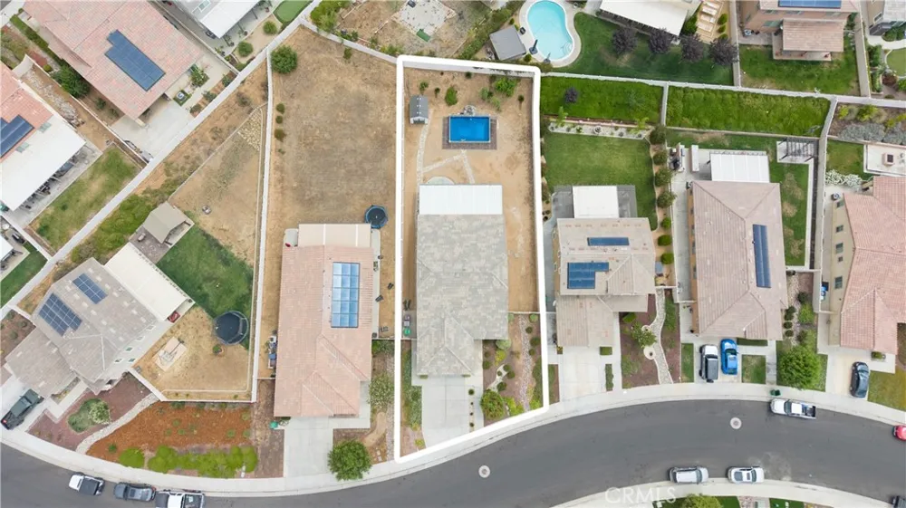 1572 Triton Beaumont, CA 92223