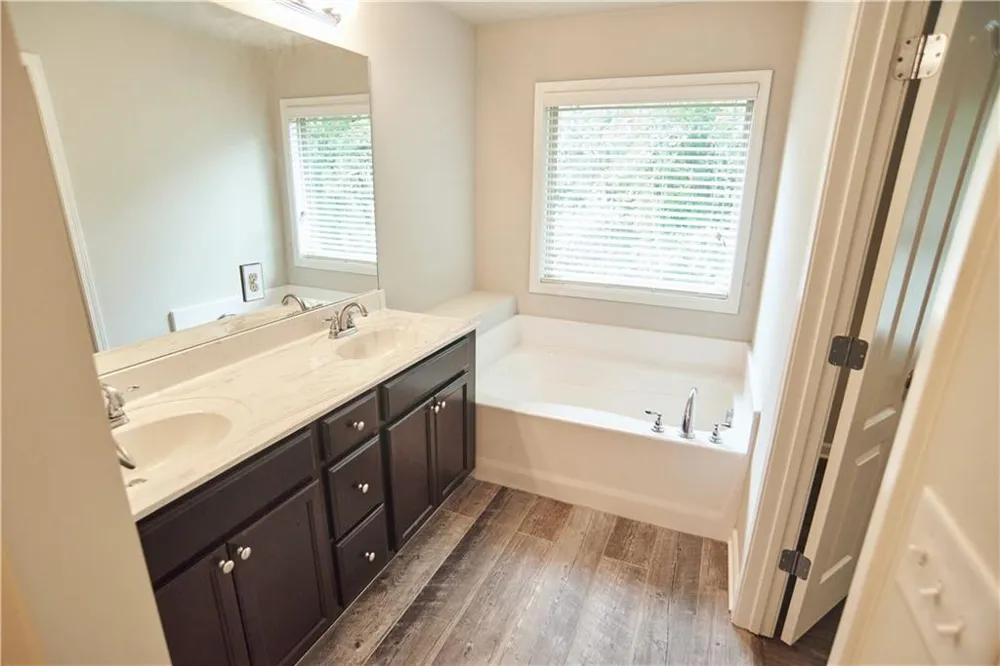 177 Townview Drive Woodstock, GA 30189