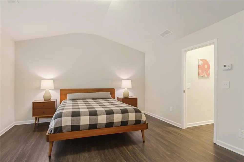 177 Townview Drive Woodstock, GA 30189