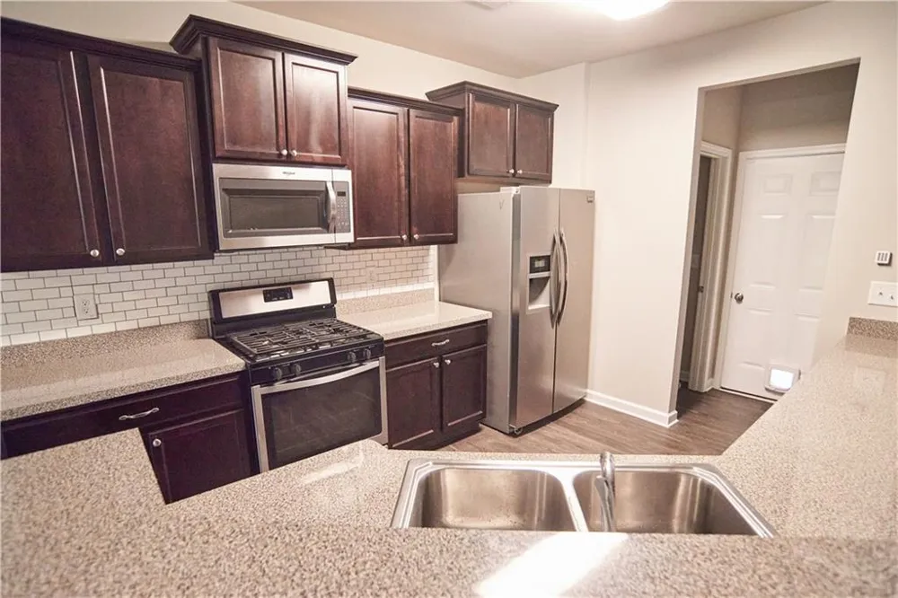 177 Townview Drive Woodstock, GA 30189
