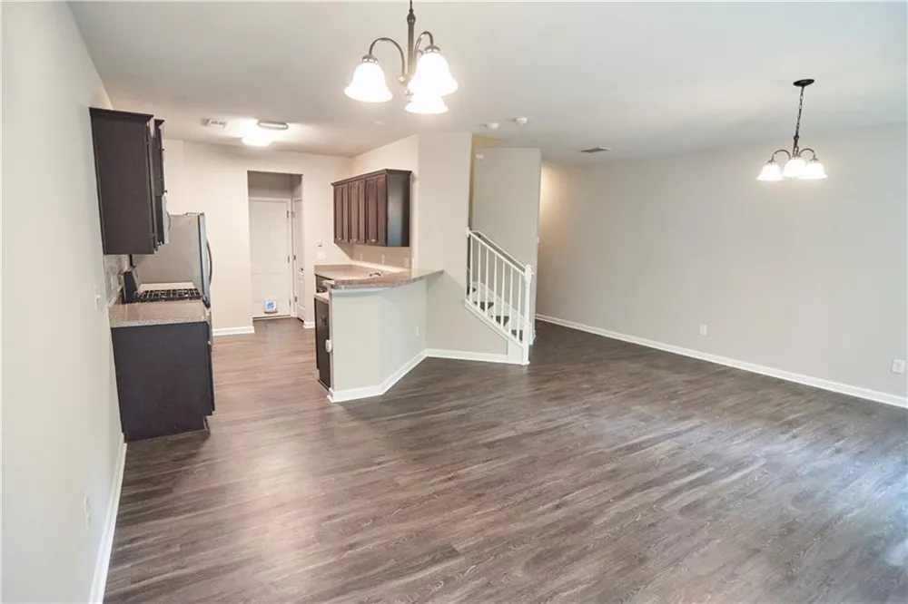 177 Townview Drive Woodstock, GA 30189