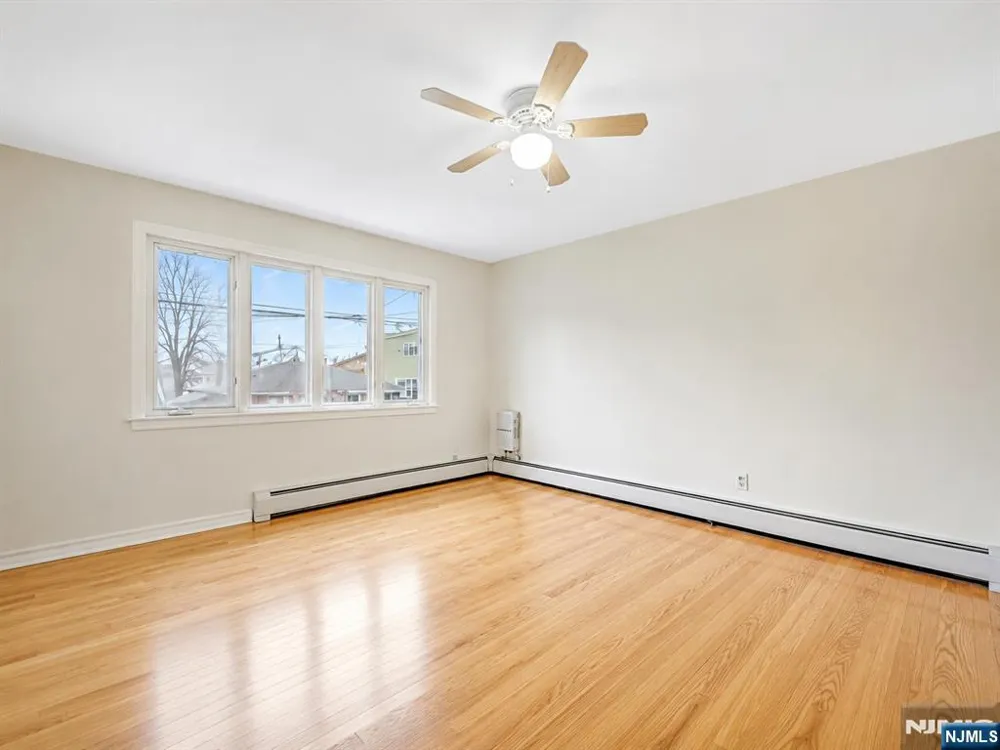 60 Morrissee Avenue 1 Wallington, NJ 07057