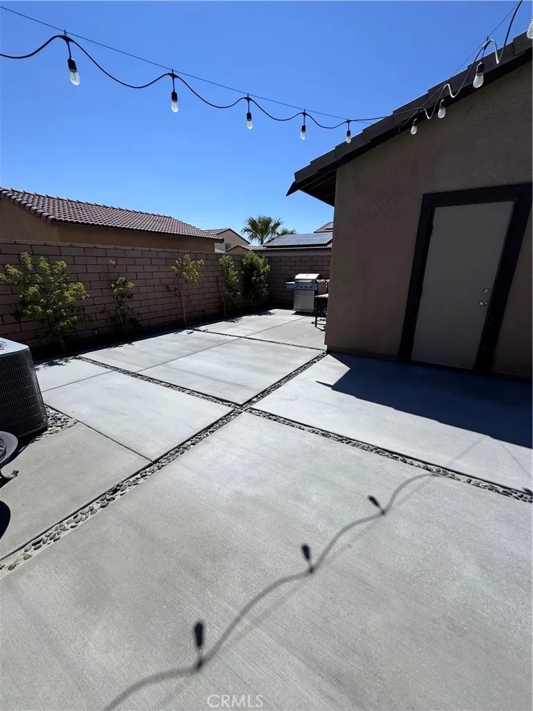 67363 Rio Oso Rd Cathedral City, CA 92234