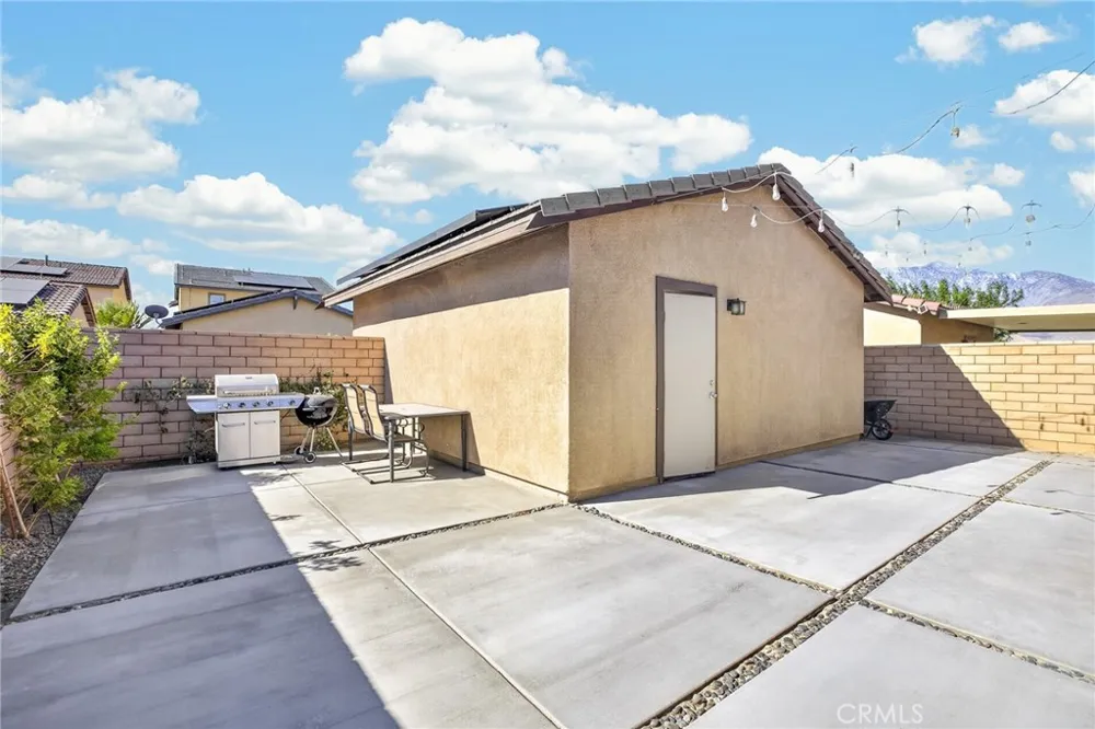 67363 Rio Oso Rd Cathedral City, CA 92234