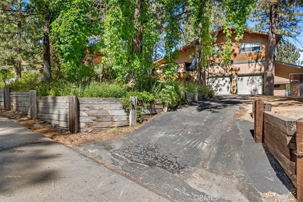 5360 Orchard Wrightwood, CA 92397