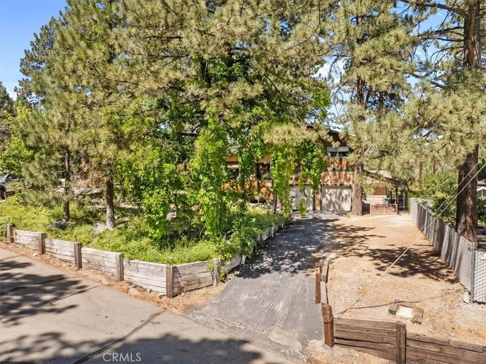5360 Orchard Wrightwood, CA 92397