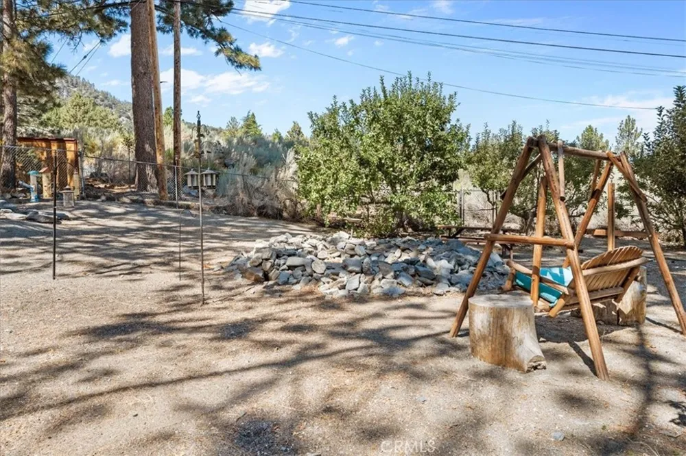 5360 Orchard Wrightwood, CA 92397