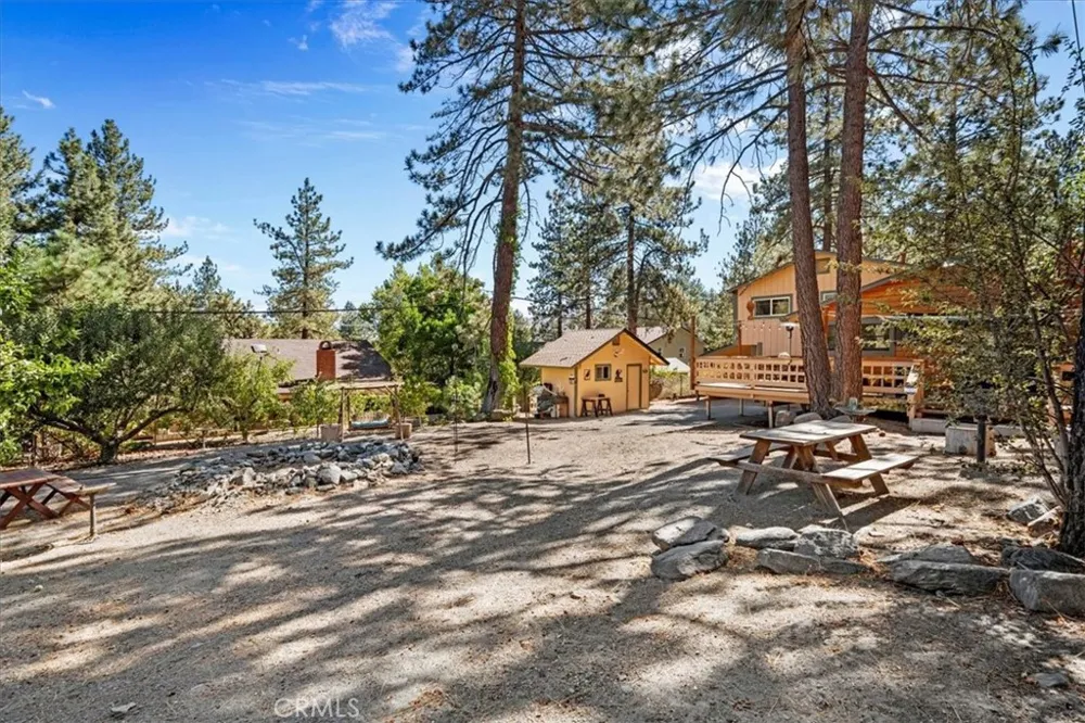 5360 Orchard Wrightwood, CA 92397