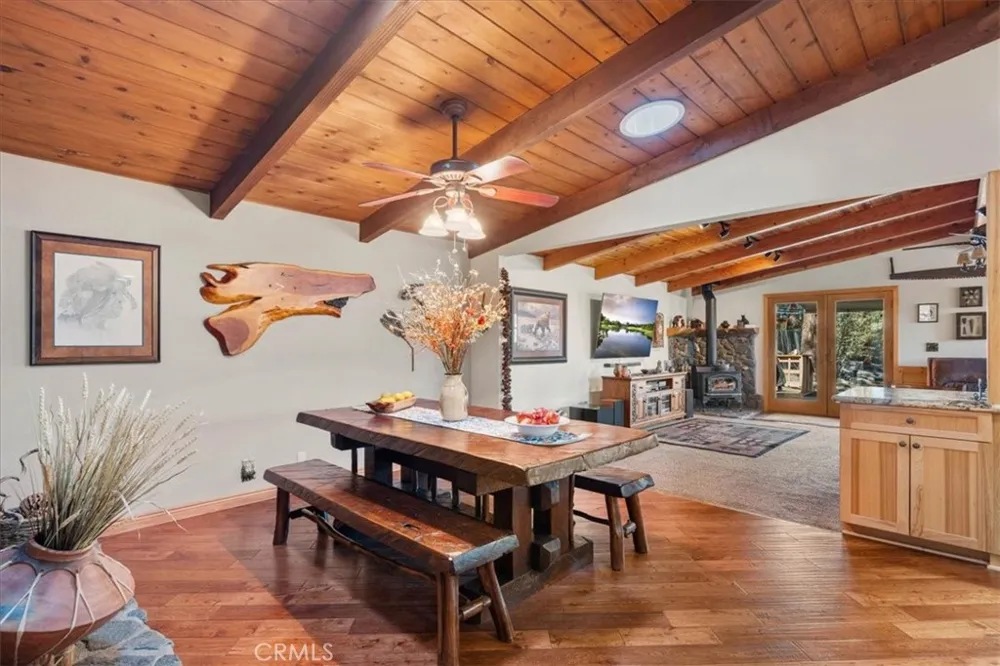 5360 Orchard Wrightwood, CA 92397