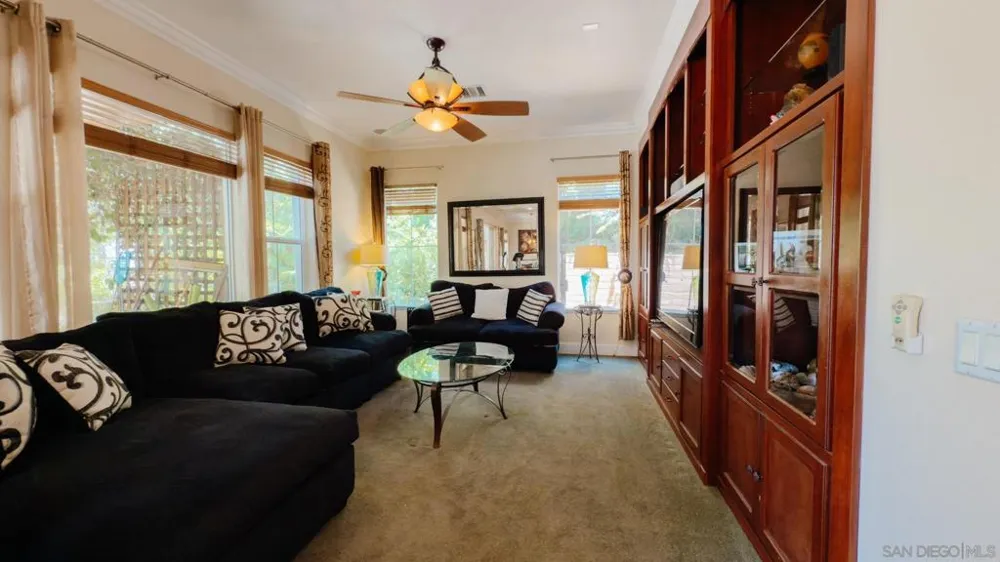 3703 Mandolin Ave Simi Valley, CA 93063