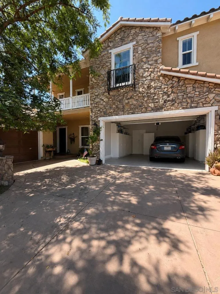 3703 Mandolin Ave Simi Valley, CA 93063