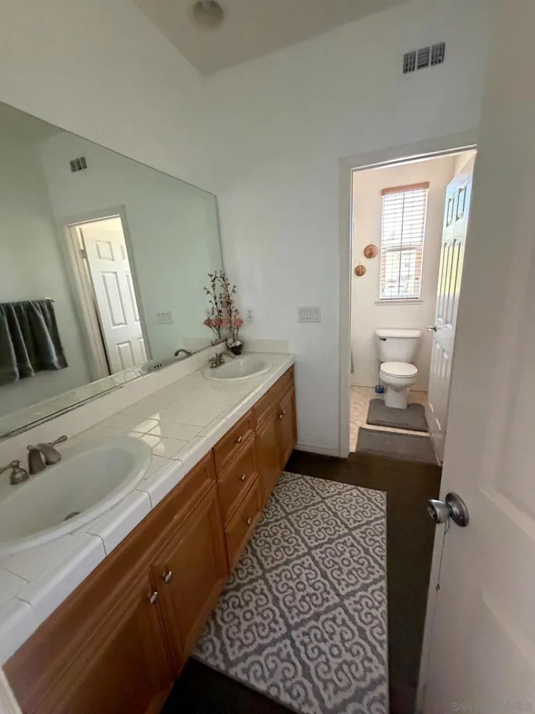 3703 Mandolin Ave Simi Valley, CA 93063