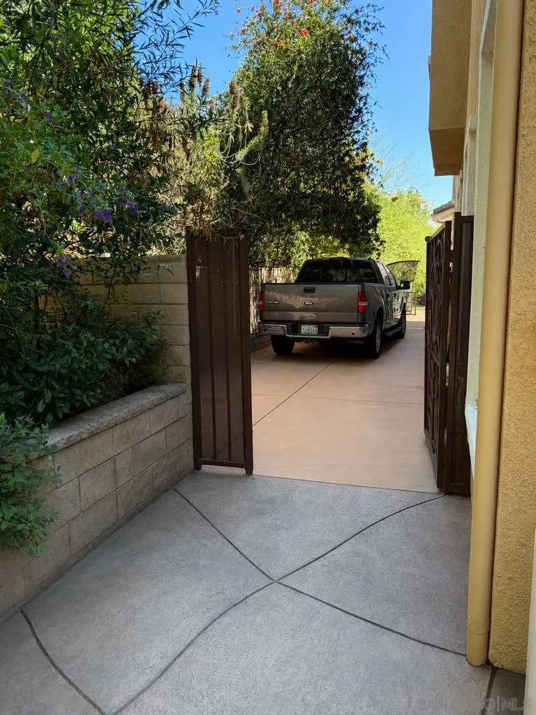 3703 Mandolin Ave Simi Valley, CA 93063