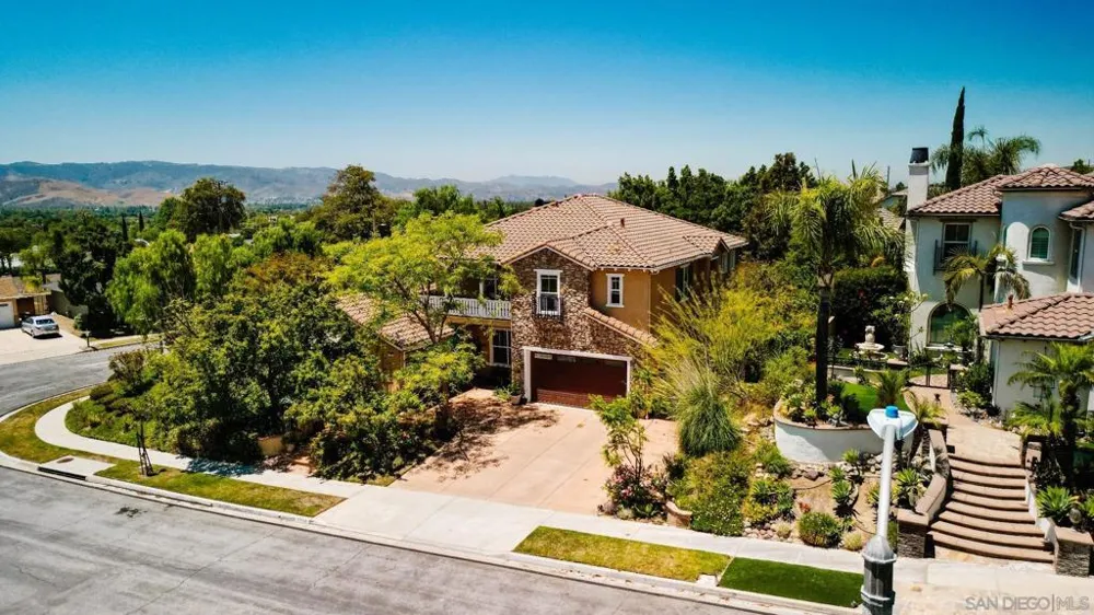 3703 Mandolin Ave Simi Valley, CA 93063