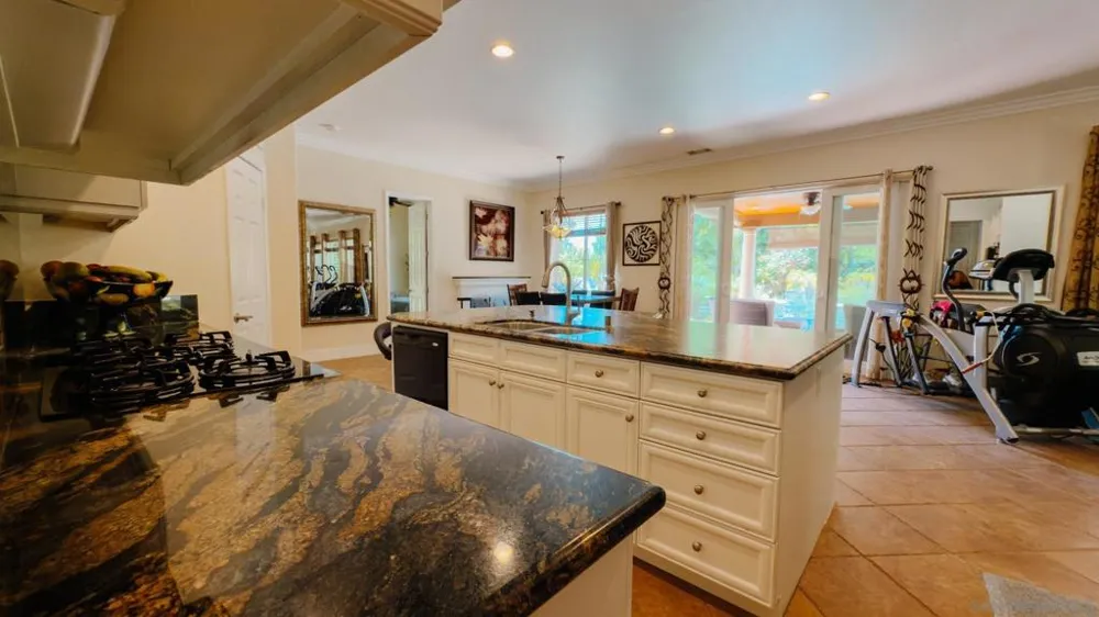 3703 Mandolin Ave Simi Valley, CA 93063
