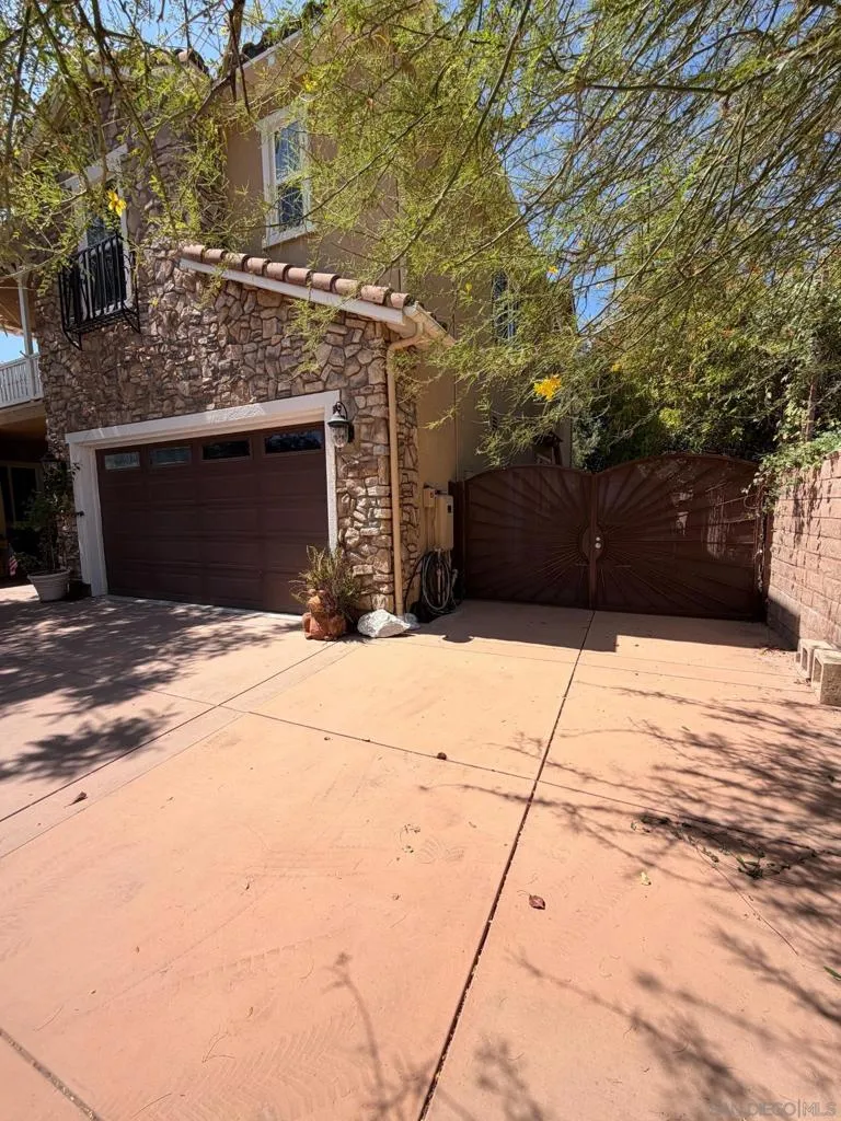 3703 Mandolin Ave Simi Valley, CA 93063