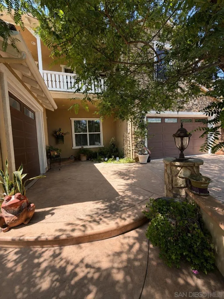 3703 Mandolin Ave Simi Valley, CA 93063