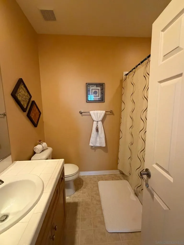 3703 Mandolin Ave Simi Valley, CA 93063