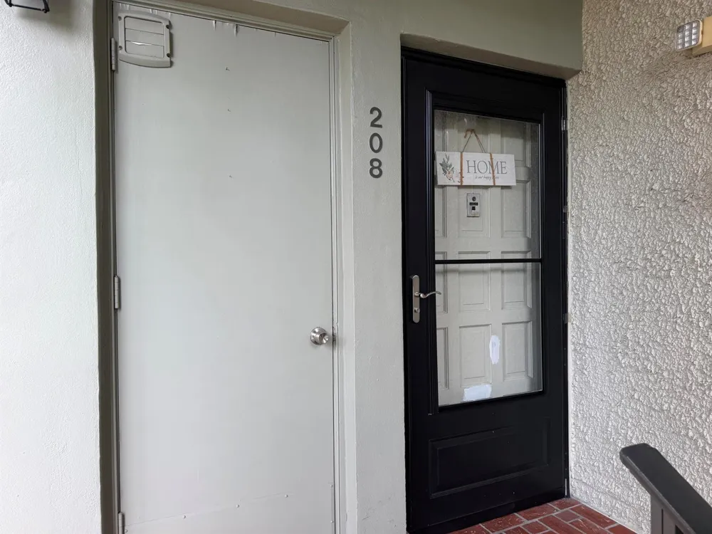 4120 Tivoli Court #208 Lake Worth, FL 33467