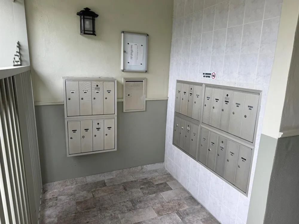 4120 Tivoli Court #208 Lake Worth, FL 33467