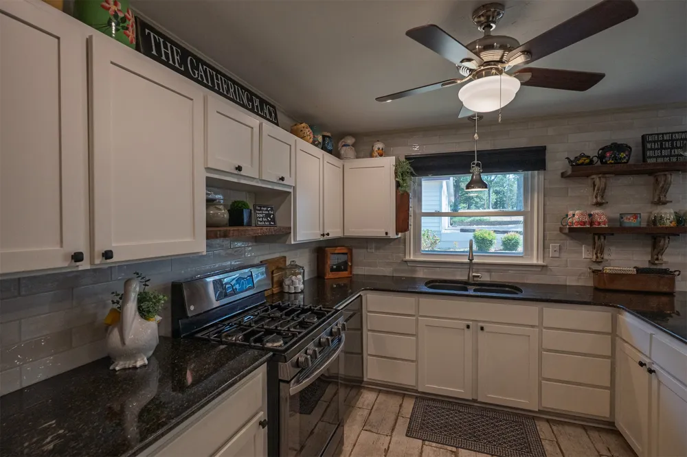 65113 E 250 Grove, OK 74344