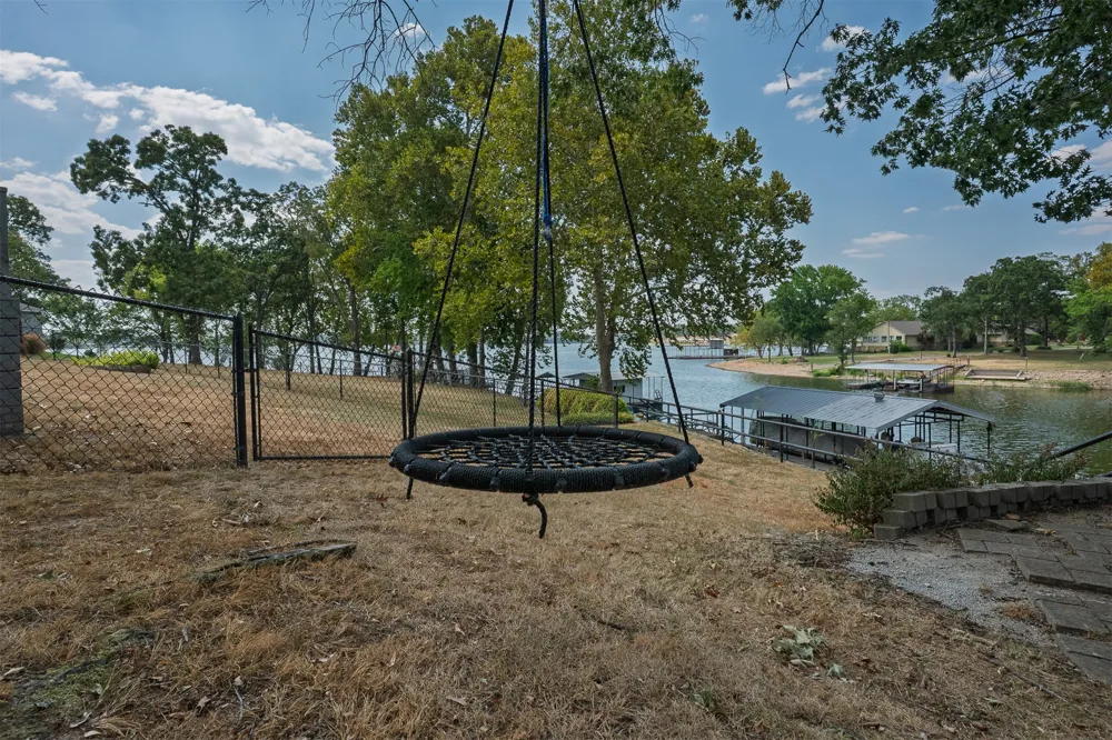 65113 E 250 Grove, OK 74344