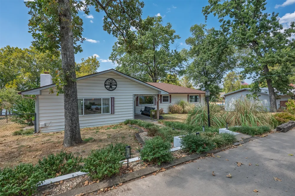 65113 E 250 Grove, OK 74344