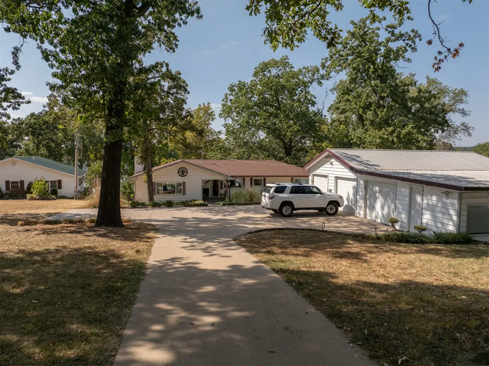 65113 E 250 Grove, OK 74344