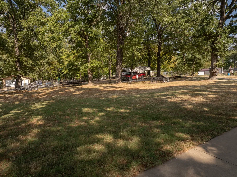 65113 E 250 Grove, OK 74344