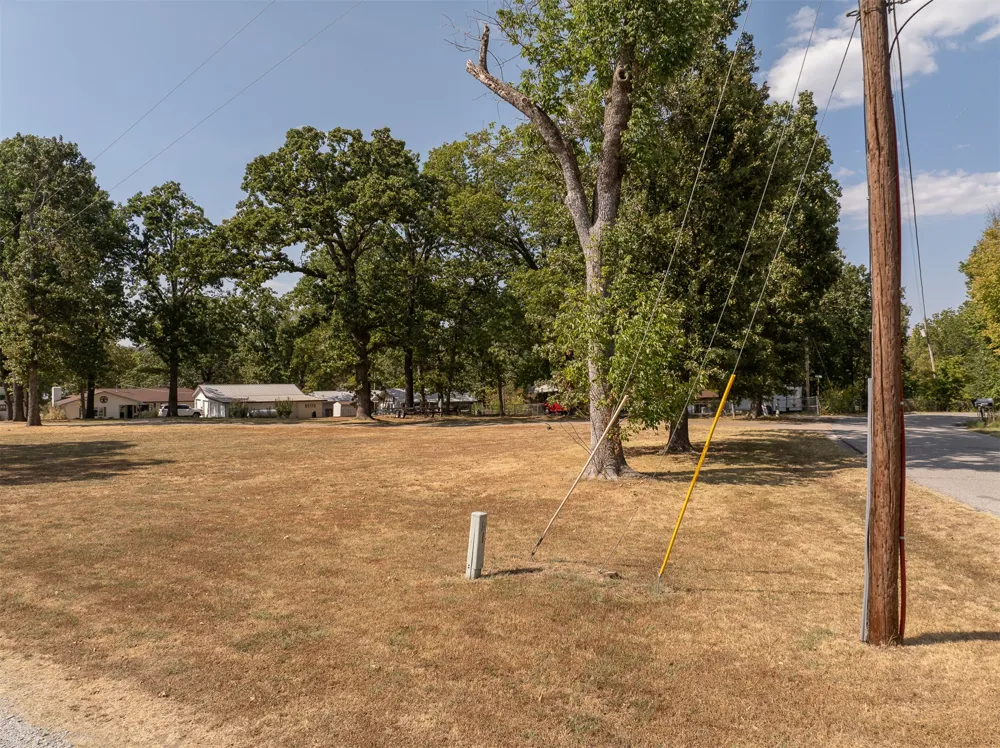 65113 E 250 Grove, OK 74344