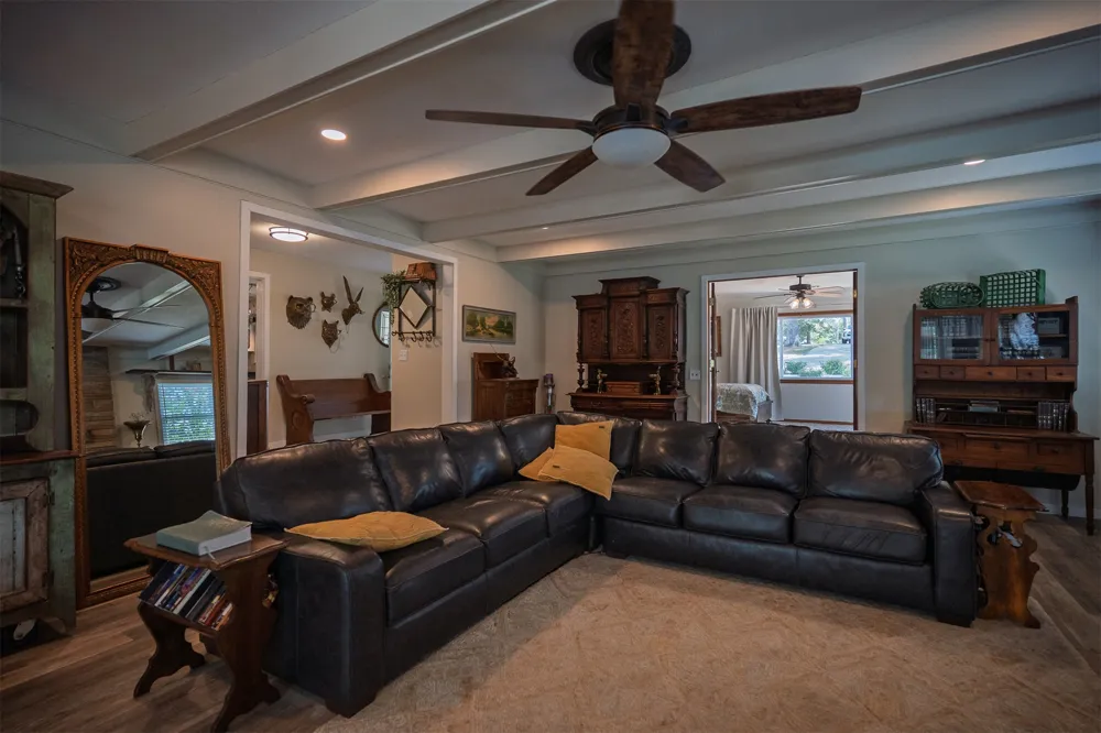 65113 E 250 Grove, OK 74344