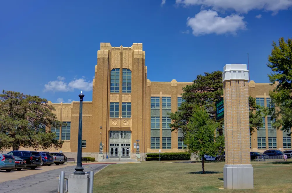 4615 4th Place Tulsa, OK 74112