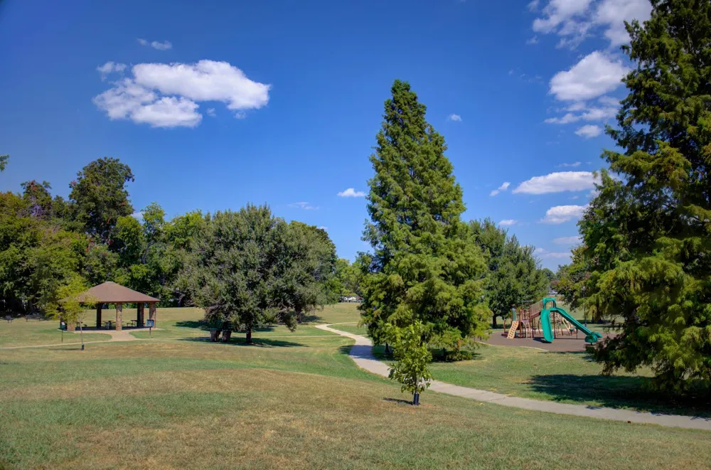 4615 4th Place Tulsa, OK 74112