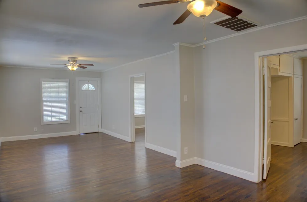 4615 4th Place Tulsa, OK 74112