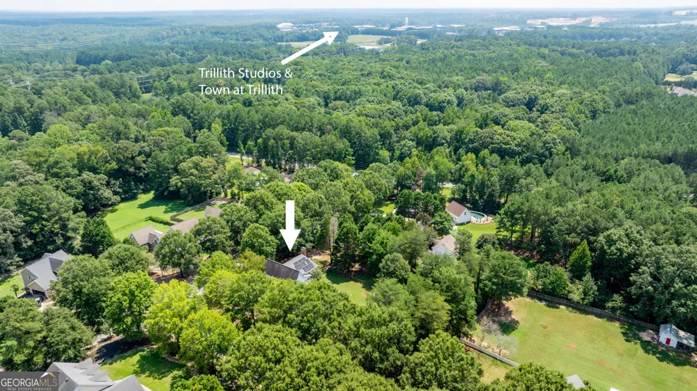 150 Mackenzie LN Fayetteville, GA 30214