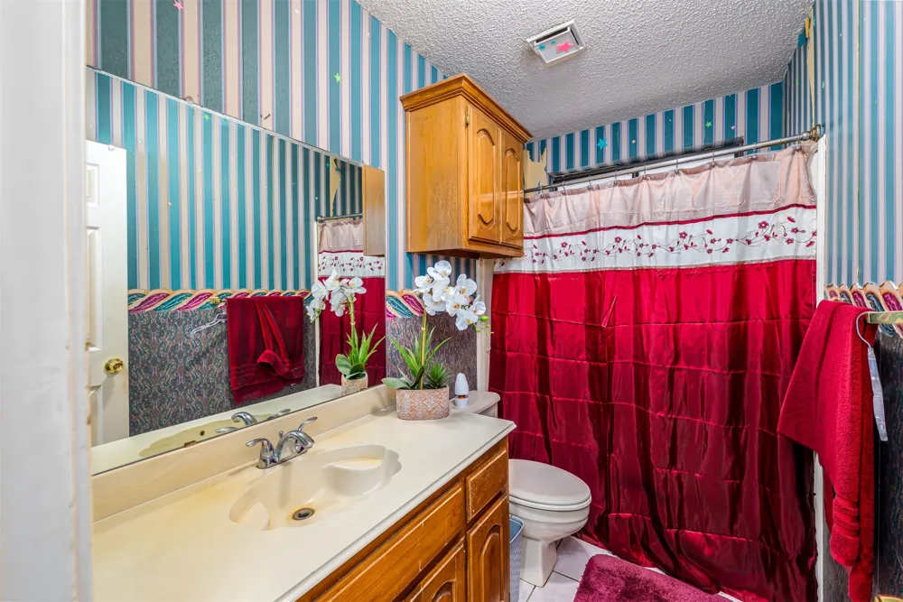 601 Houston School Road Red Oak, TX 75154