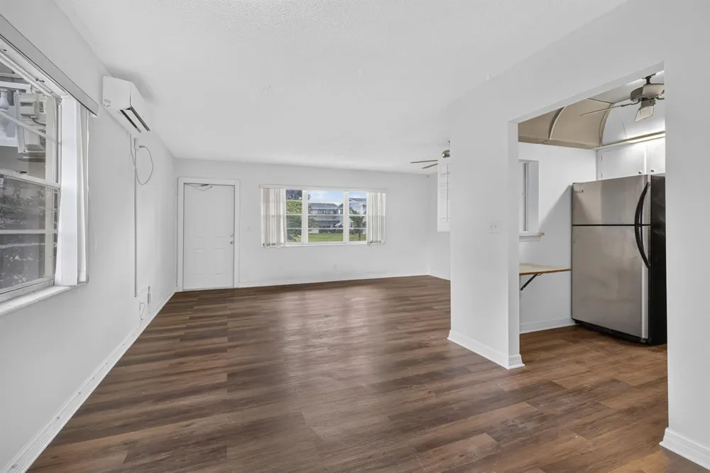 104 E EASTHAMPTON E #1 West Palm Beach, FL 33417
