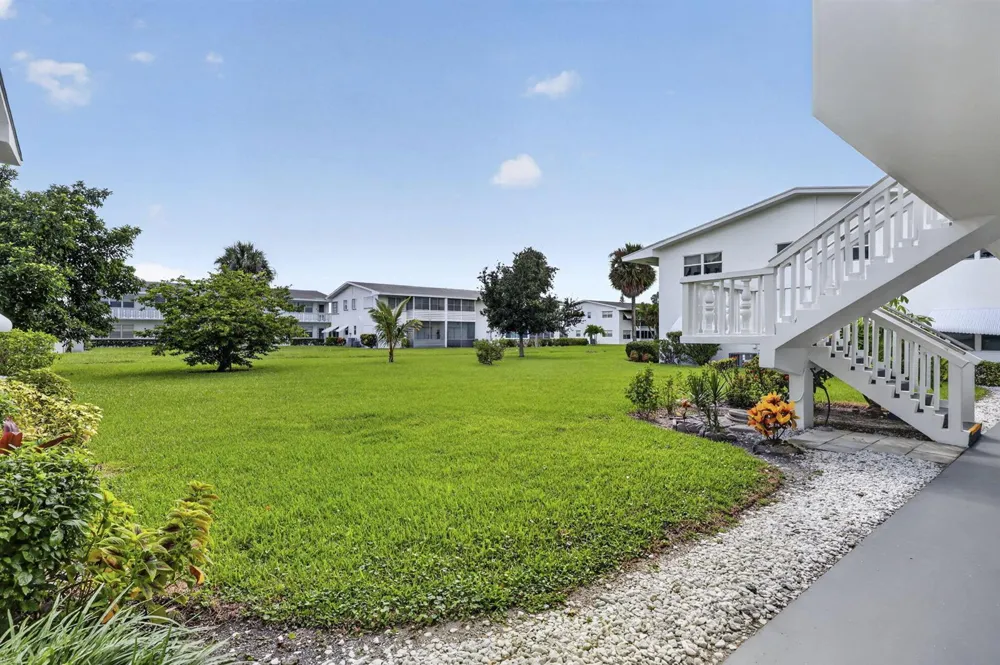 104 E EASTHAMPTON E #1 West Palm Beach, FL 33417